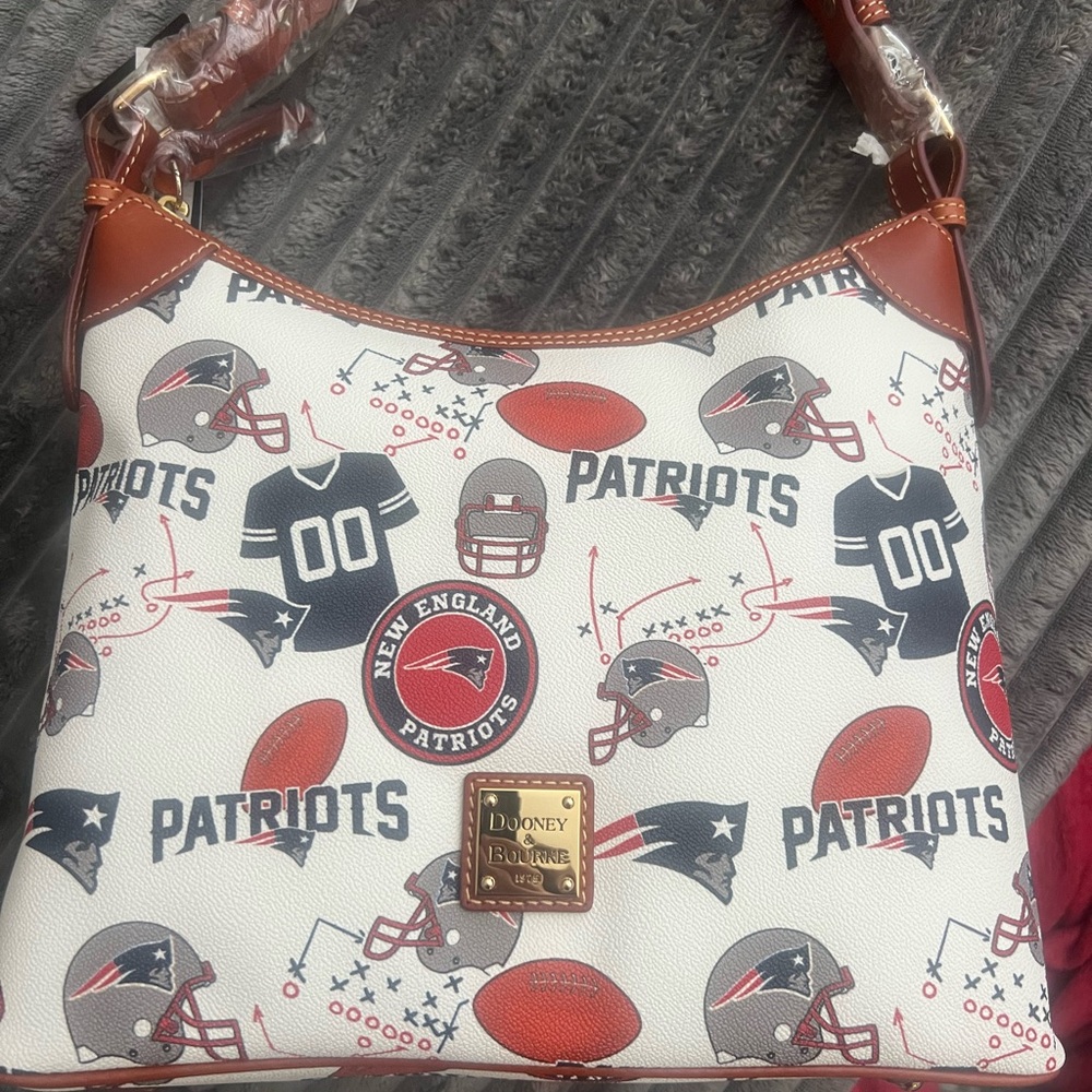 Dooney & Bourke Patriots Themed Shoulder Bag in White and Brown